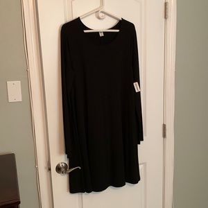 NWT Old Navy Long Sleeve Black Midi Dress